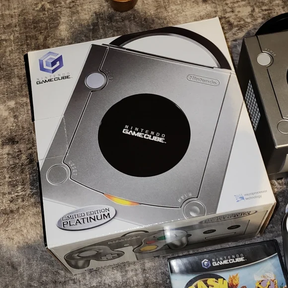 Platinum Gamecube Complete In Box Plus Extras - Picture 8 of 11